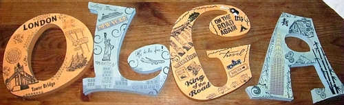 Holzbuchstaben bescrapt und bestempelt und verziert